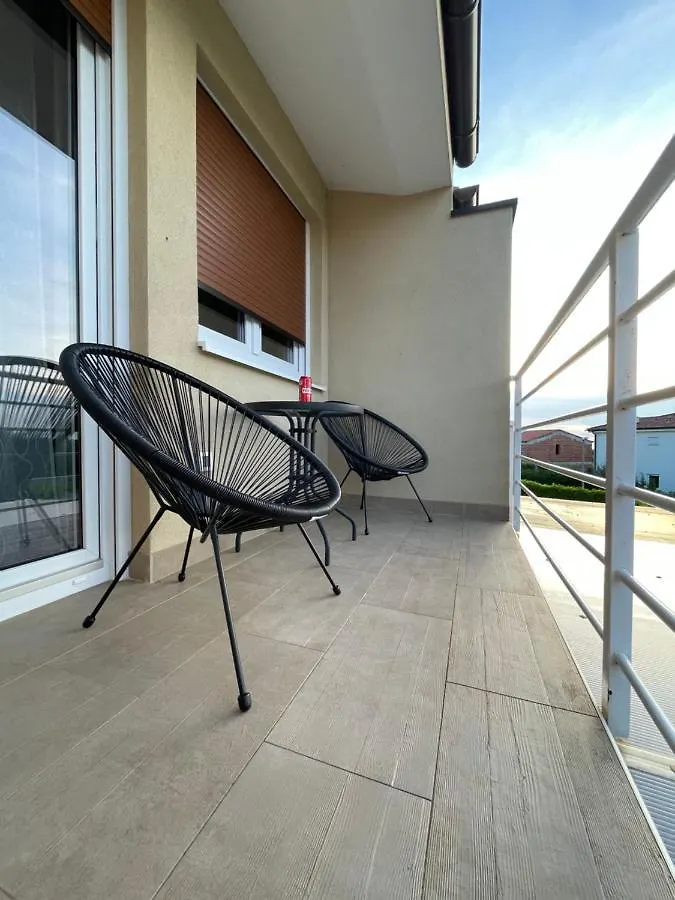 Casa Lori Lejlighed Rosini 0*,